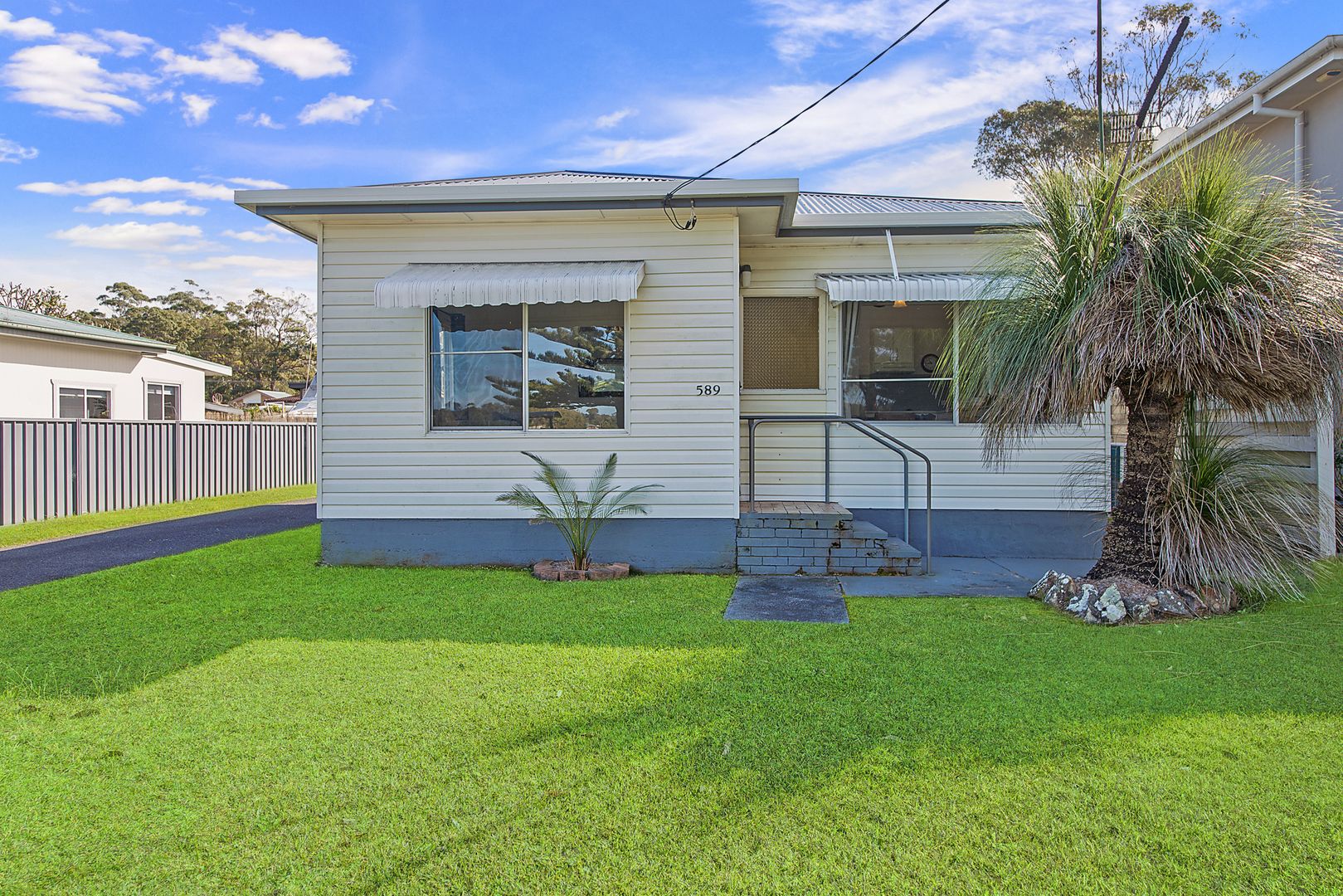 589 Ocean Drive, North Haven NSW 2443, Image 2