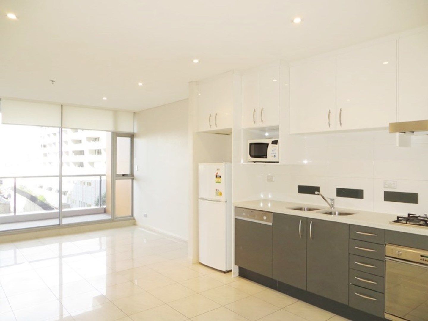 1 bedrooms Apartment / Unit / Flat in 536/4 Lachlan Street WATERLOO NSW, 2017