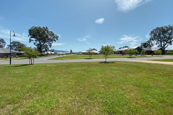 Picture of 28 Donovans Way, MANSFIELD VIC 3722