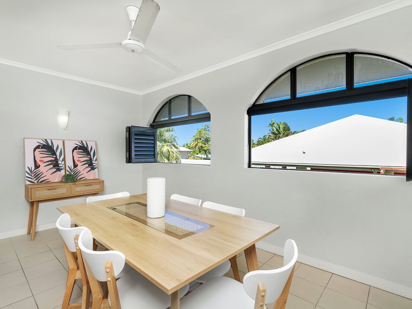 5/81-85 Cedar Road, Palm Cove QLD 4879, Image 2