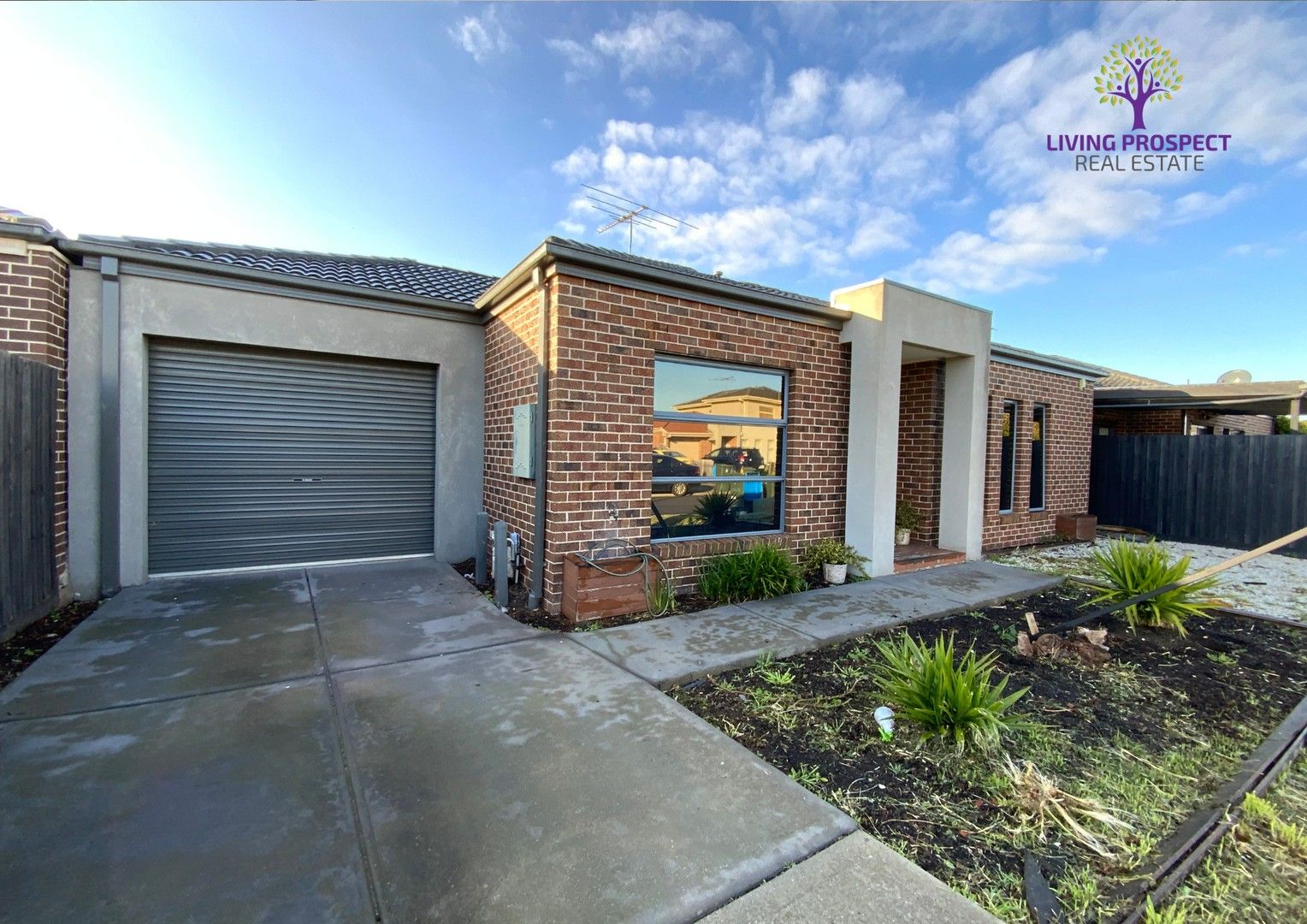 3 bedrooms House in 2/19 Swinburne Court TRUGANINA VIC, 3029
