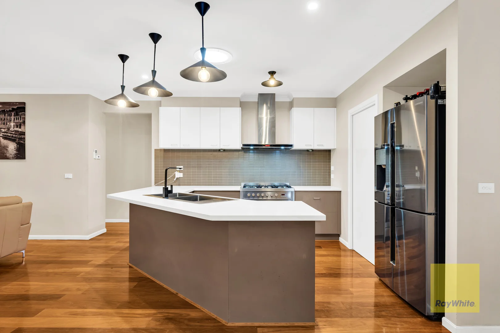 Additional image 6 of 3 Rosyth Court, Deer Park VIC 3023