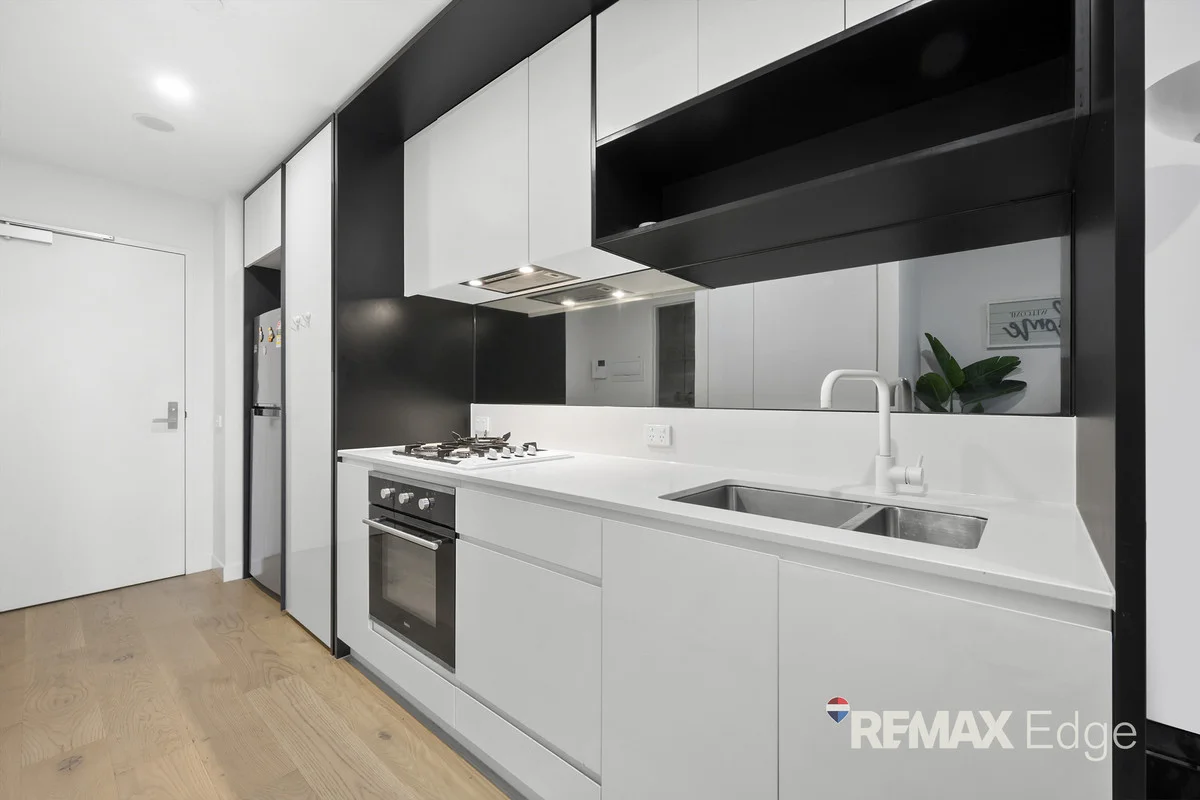 Additional image 2 of 2402/296 Lt Lonsdale Street, Melbourne VIC 3000