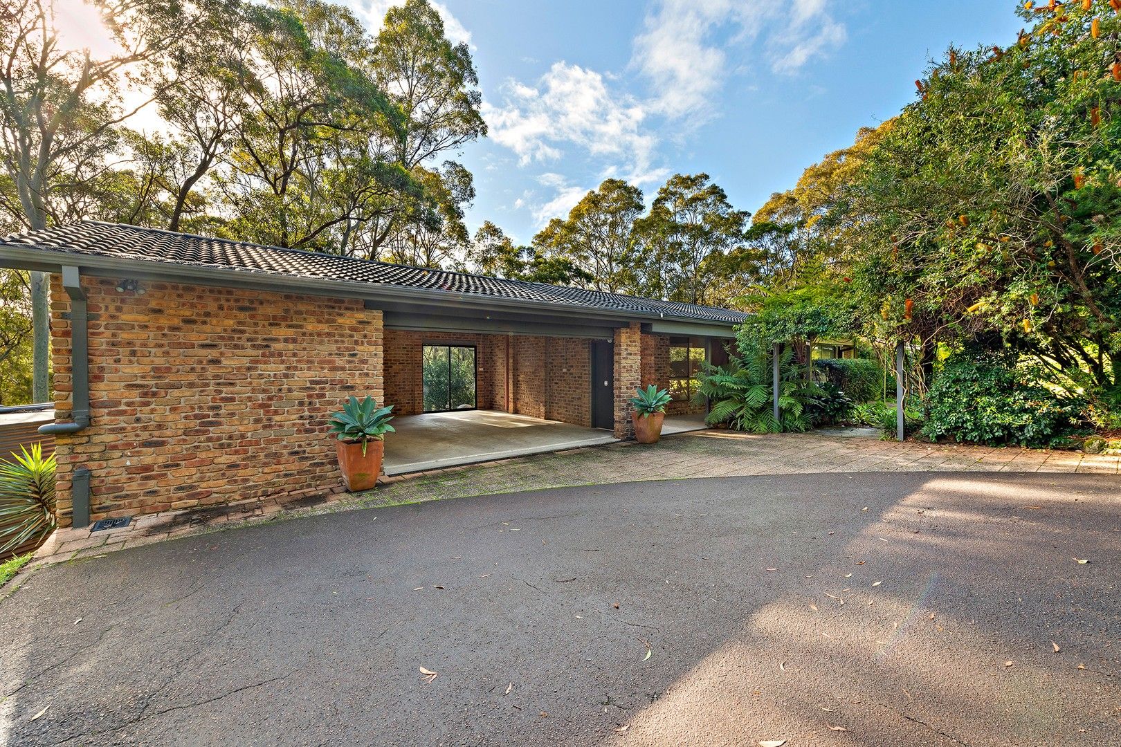 4 bedrooms House in 4 Eagles Nest Close BELMONT NORTH NSW, 2280