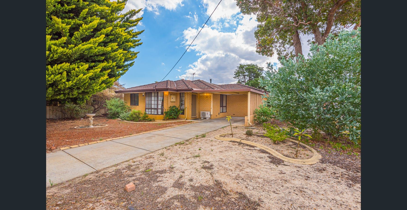 3 bedrooms House in 32 Hale Road FORRESTFIELD WA, 6058
