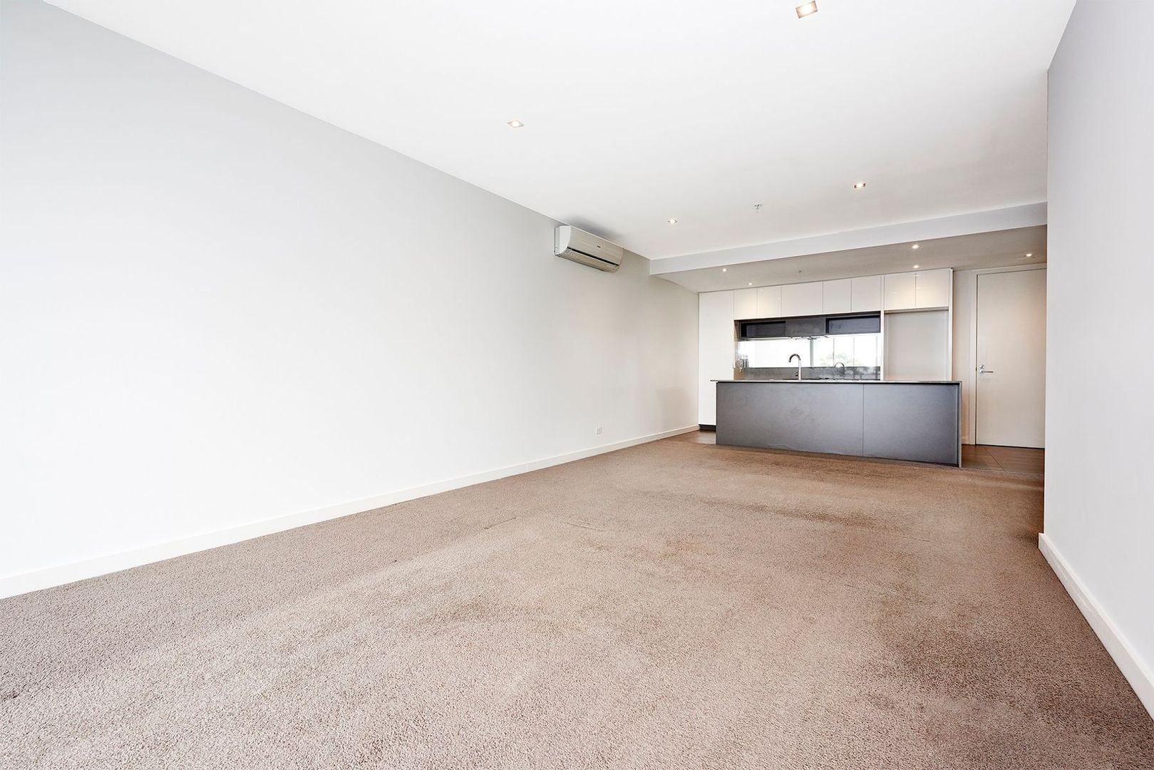 38/17 Eucalyptus Drive, Maidstone VIC 3012, Image 1