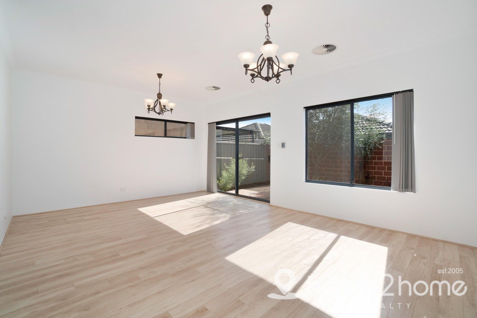 3 bedrooms House in 84 Bristlebird Approach BALDIVIS WA, 6171