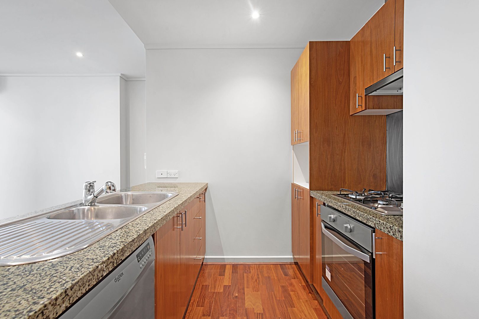 1203/12-16 Kavanagh St, Southbank VIC 3006, Image 2