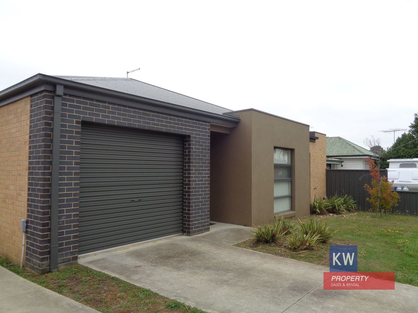 Unit 1/15 Mcdonald St, Morwell VIC 3840, Image 0