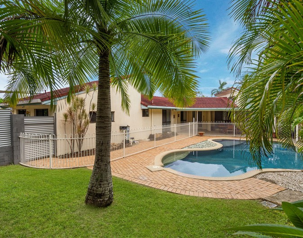 46 Stretton Drive, Helensvale QLD 4212