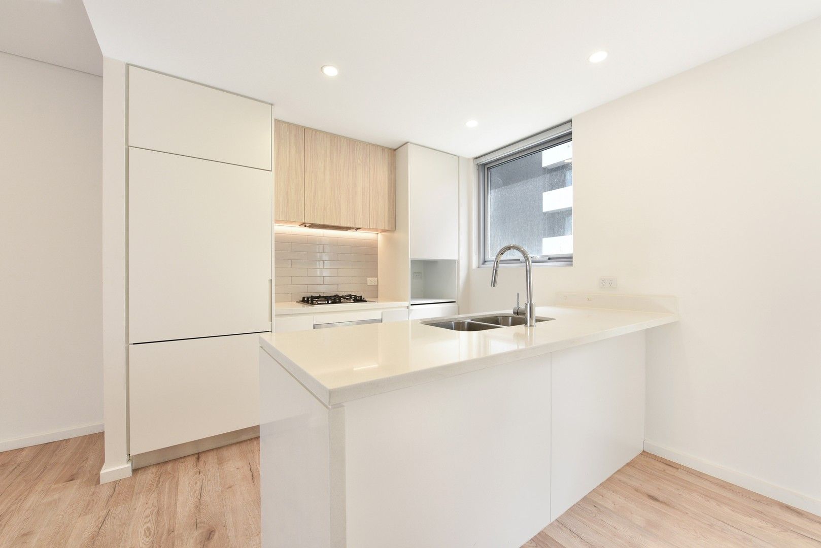 2 bedrooms Apartment / Unit / Flat in 301/11 Willis Street WOLLI CREEK NSW, 2205
