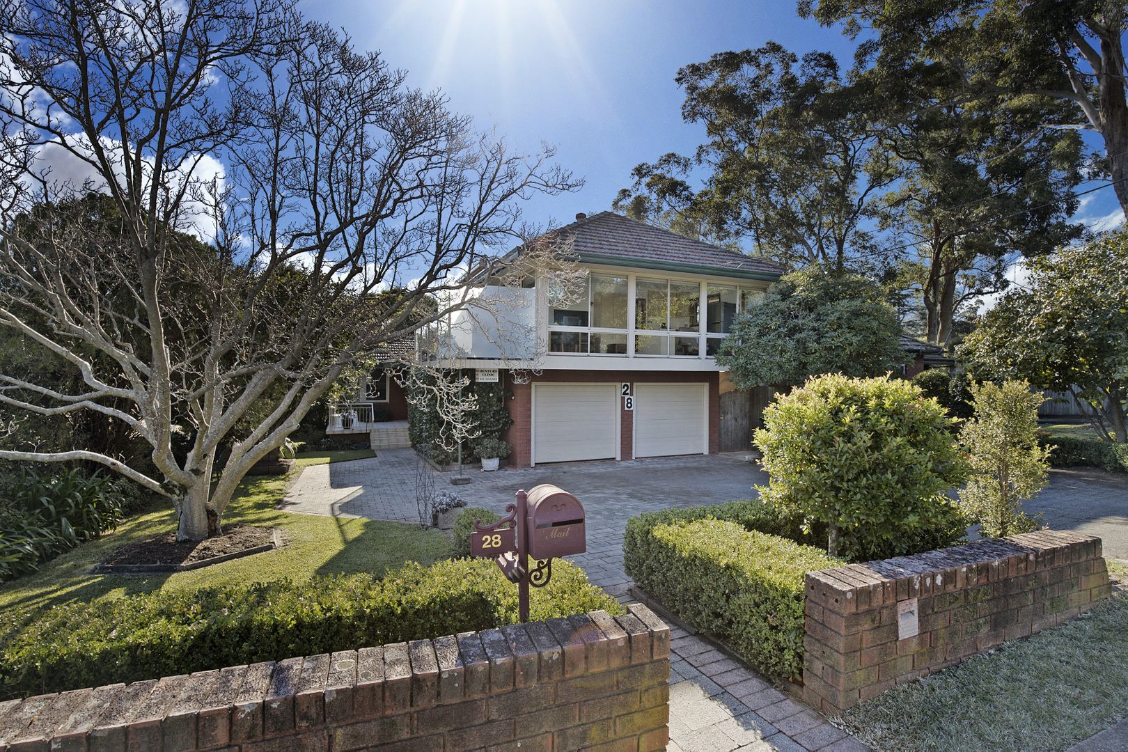 4 bedrooms House in 28 Yarrara Road PENNANT HILLS NSW, 2120