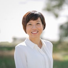 Alice Wong, Sales representative