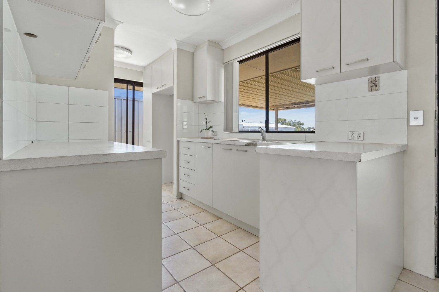 4 Armata Walk, Mirrabooka WA 6061, Image 2