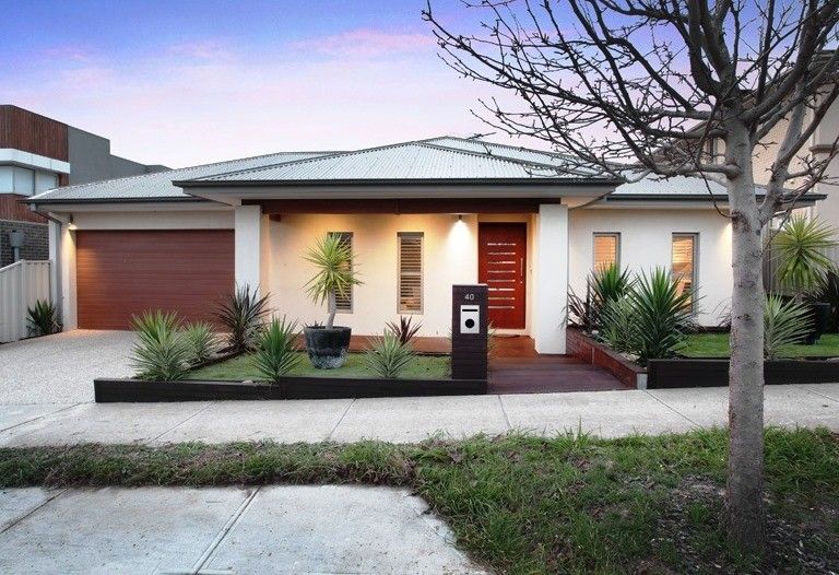 4 bedrooms House in 40 Threadneedle Street ATTWOOD VIC, 3049