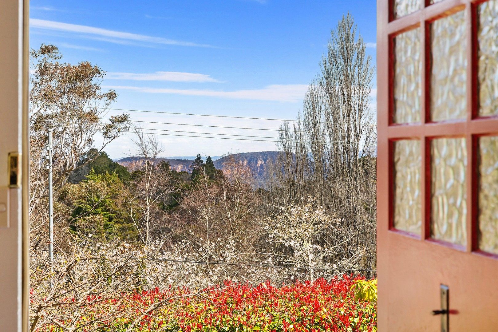 2 bedrooms House in 10 Lachlan Avenue LEURA NSW, 2780