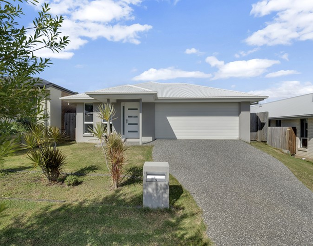 5 Pintail Circuit, Deebing Heights QLD 4306