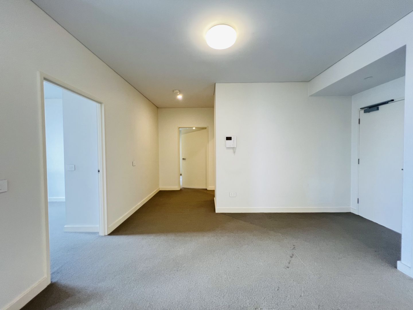 415/5 Verona Drive, Wentworth Point NSW 2127, Image 2