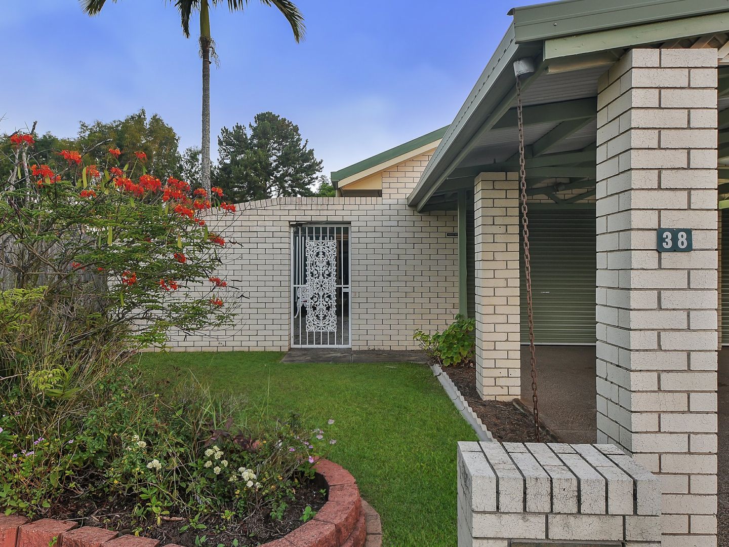 38 Alexander Crescent, Morayfield QLD 4506, Image 2