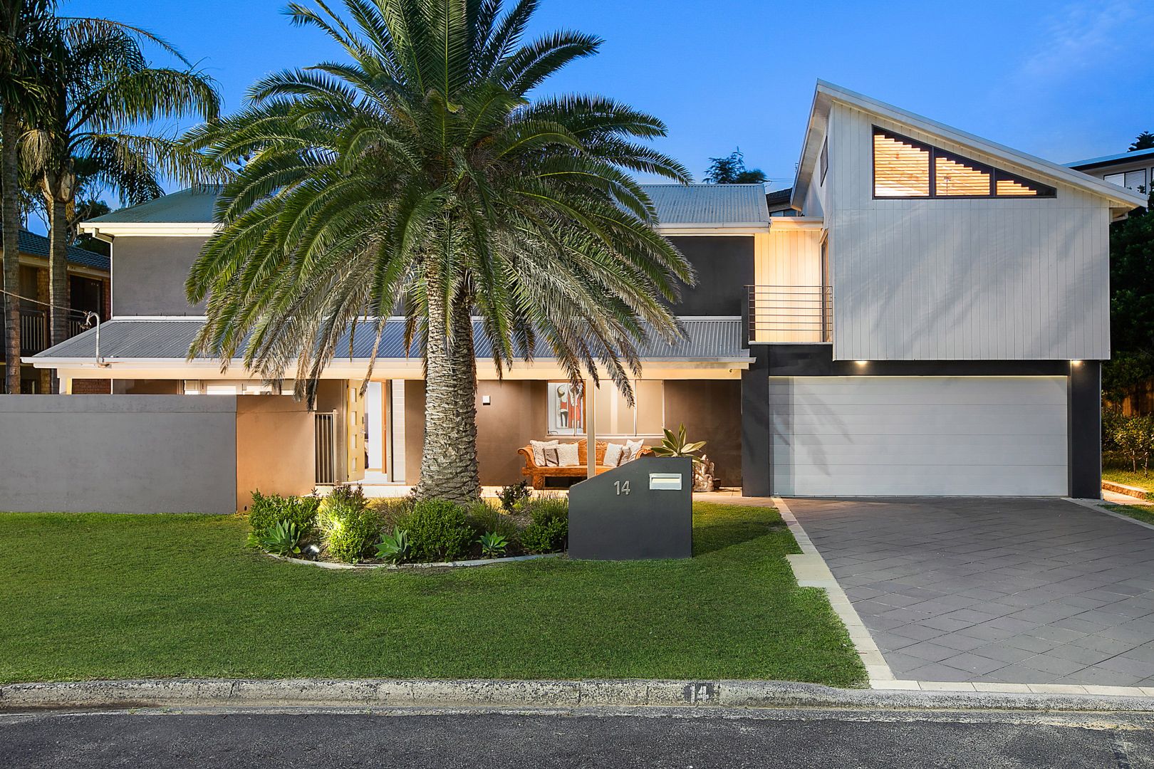 14 Bluewave Crescent, Forresters Beach NSW 2260