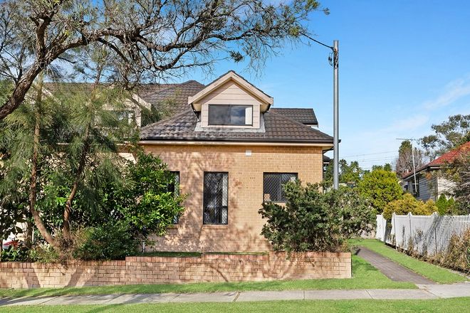 Picture of 4/7 Heindrich Avenue, PADSTOW NSW 2211