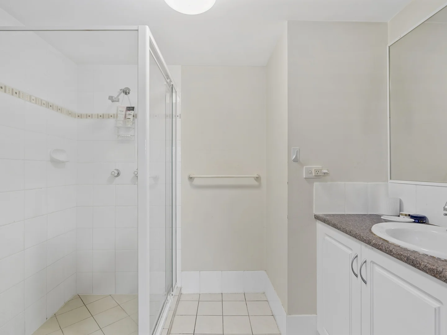 Additional image 13 of 6/12-14 Bradford Street, Labrador QLD 4215