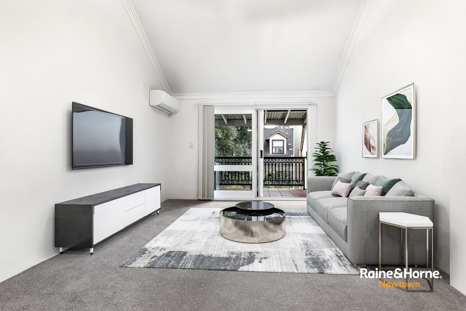 3 bedrooms Apartment / Unit / Flat in 12/58 Park Street ERSKINEVILLE NSW, 2043