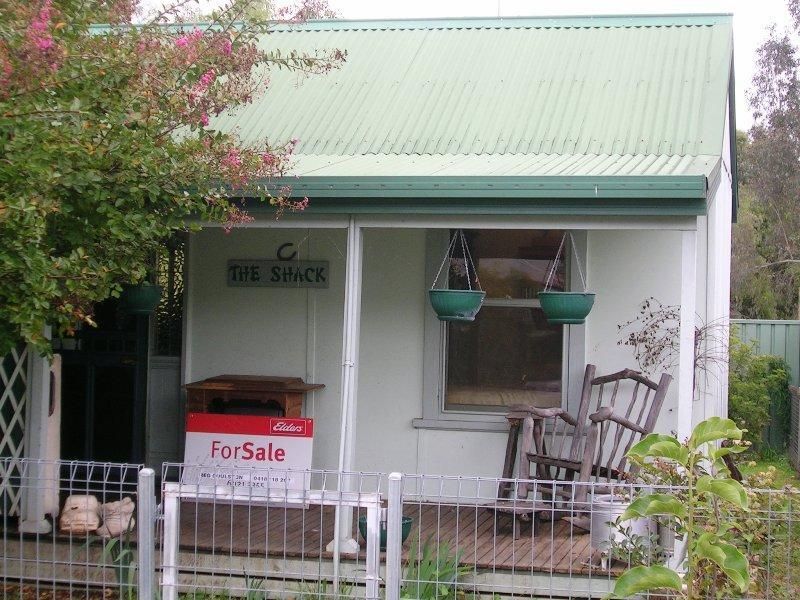 1 Colquhuon Street, Mitta Mitta Property History & Address Research