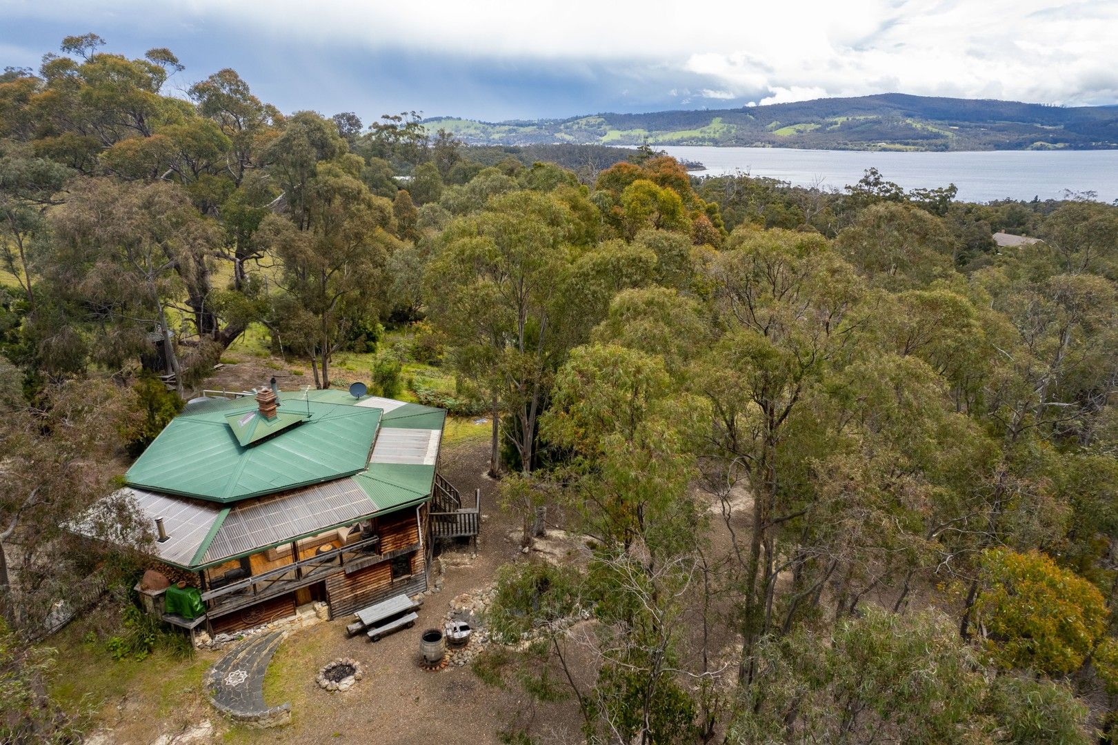 3 bedrooms House in 51 Wills Road ABELS BAY TAS, 7112