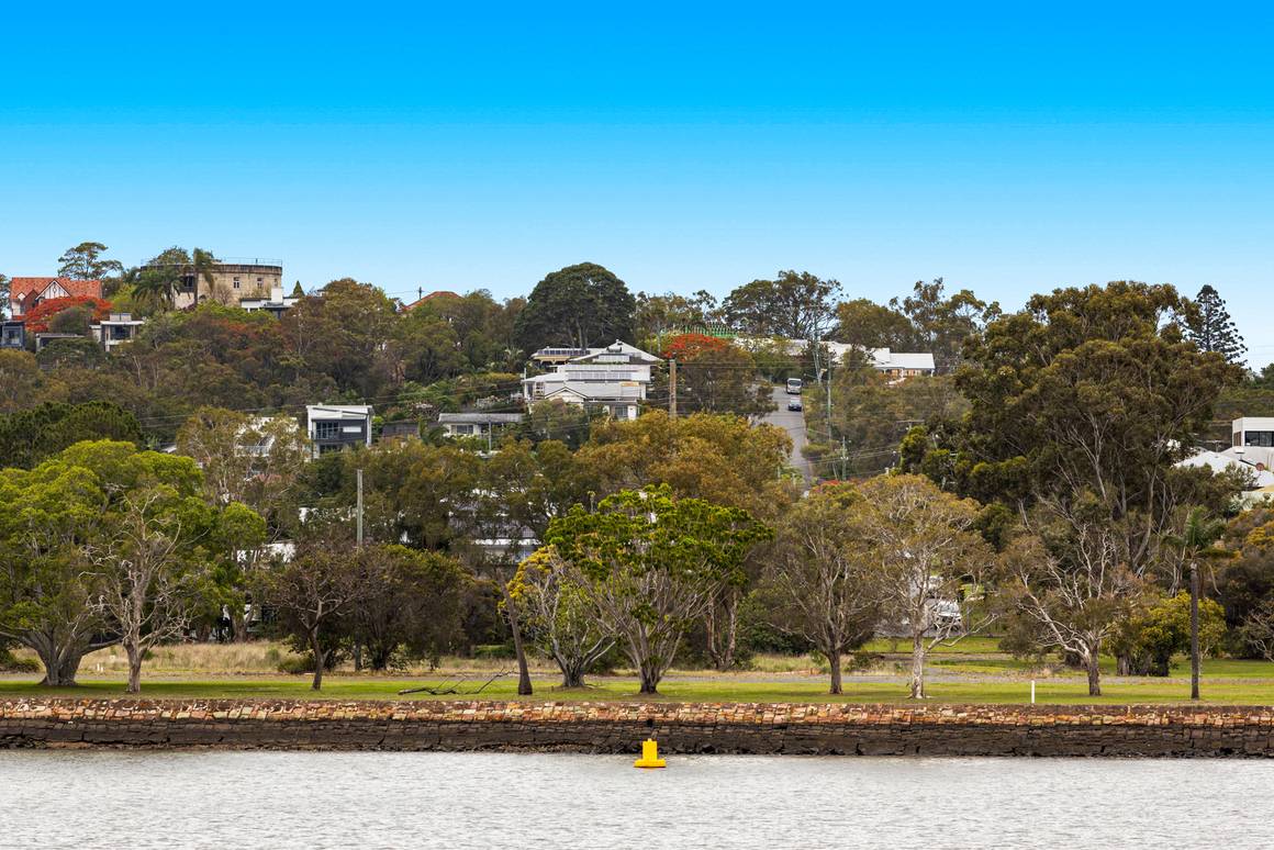 11 Bolan Street Balmoral 4171 - Image 6