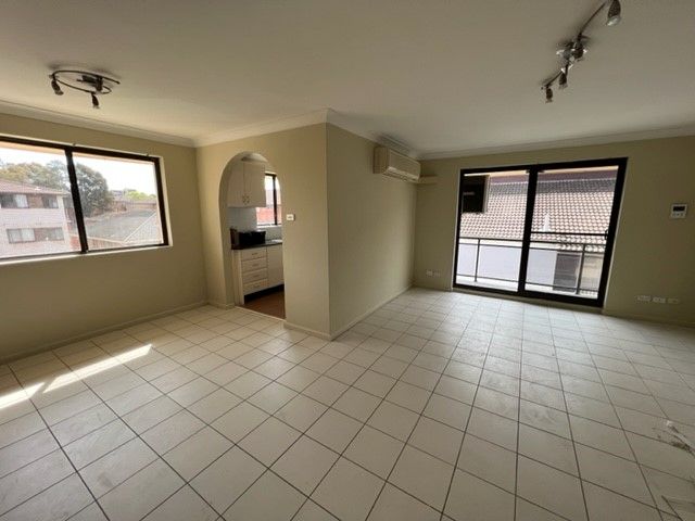 2 bedrooms Apartment / Unit / Flat in 9/15 Hart Street WARWICK FARM NSW, 2170