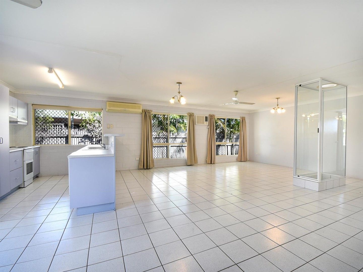 72 Colchester Crescent, Kirwan QLD 4817, Image 1