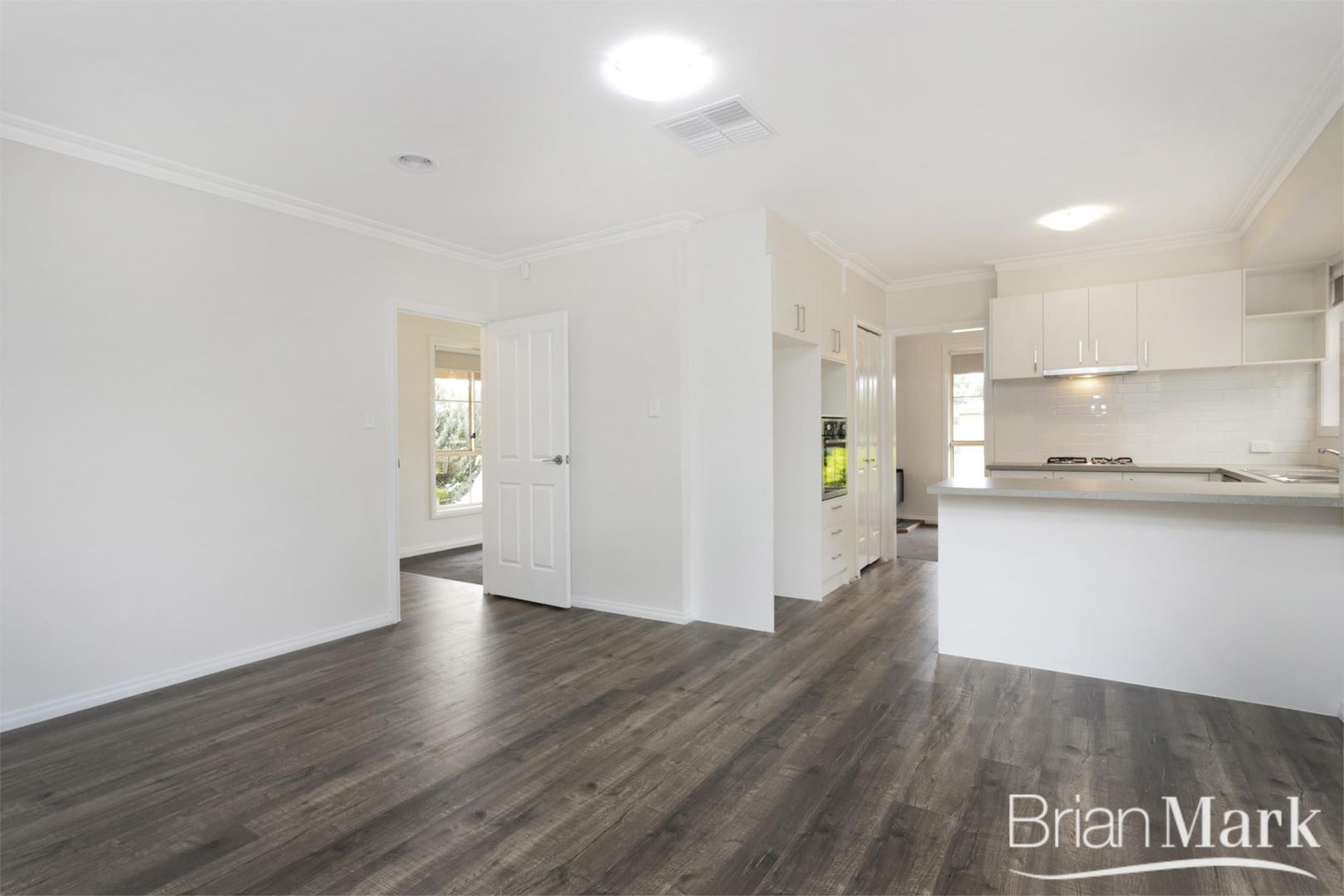 24 Maple Crescent, Hoppers Crossing VIC 3029, Image 2