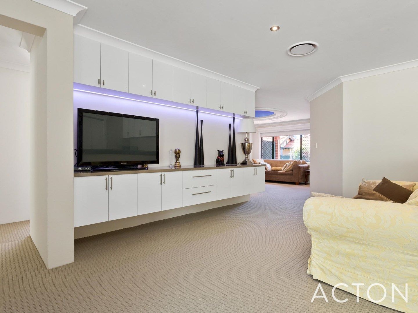 8/93-95 Scarborough Beach Road, Mount Hawthorn WA 6016, Image 0