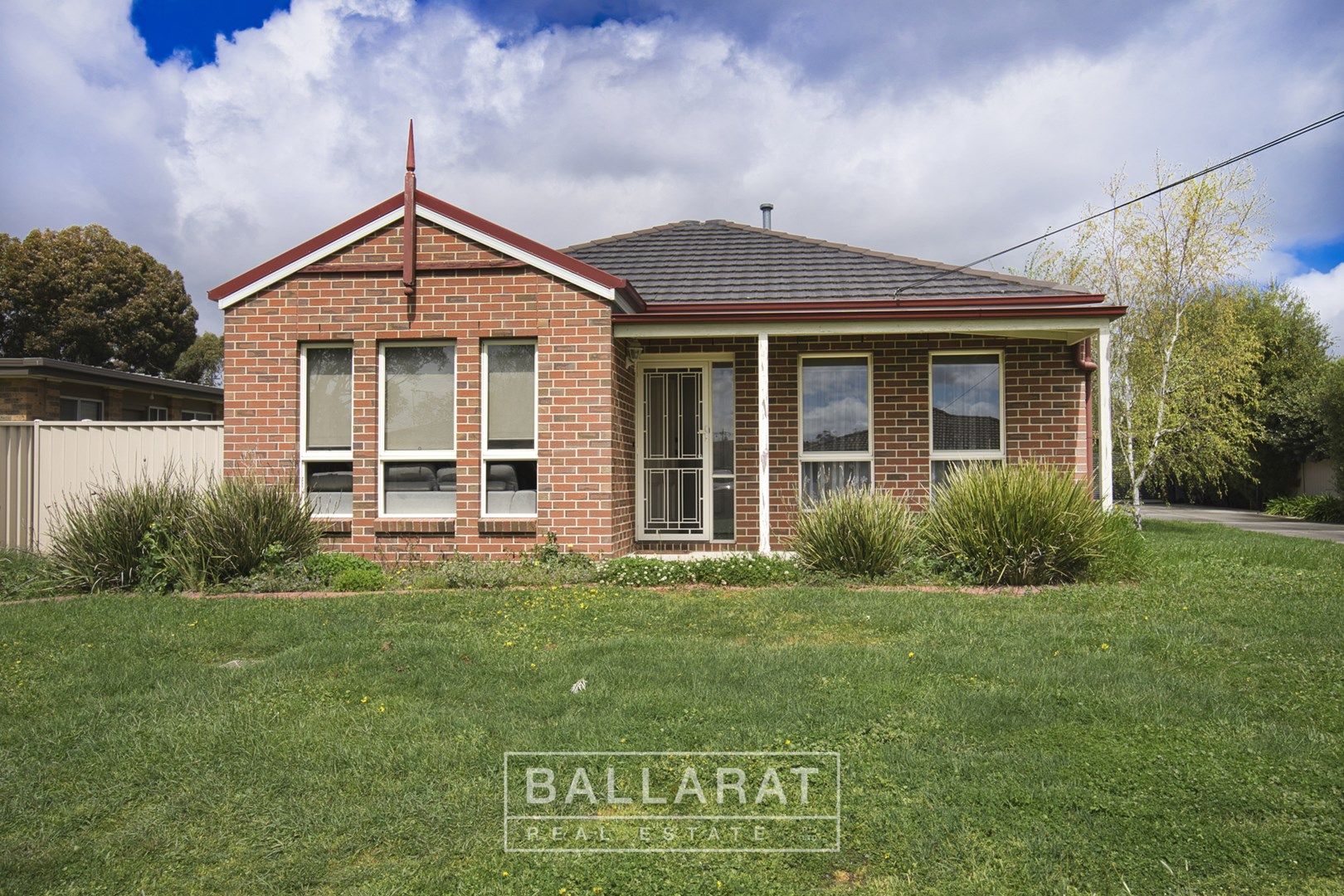 1/4 Rowan Parade, Wendouree VIC 3355, Image 0