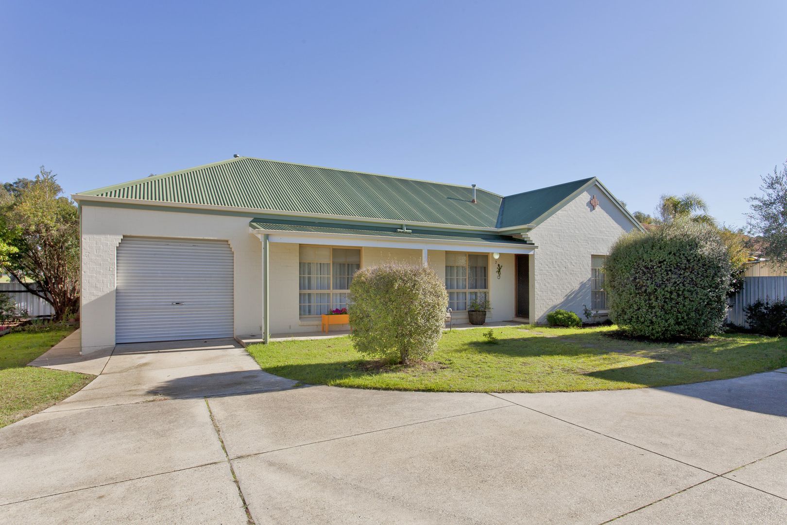 2/577 b Street, Lavington Property History & Address Research Domain