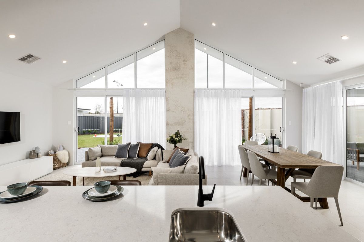 4 bedrooms House in Lot 139 Perspective Drive ALKIMOS WA, 6038