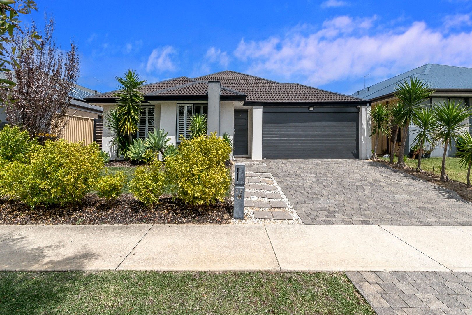 4 bedrooms House in 25 Marnbu Road SOUTHERN RIVER WA, 6110
