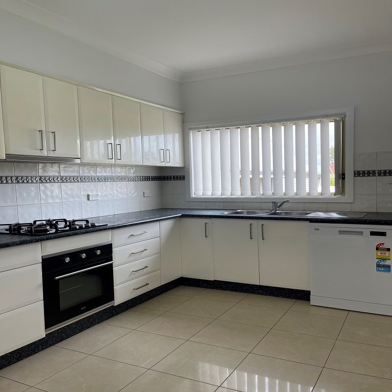 5 bedrooms House in 56 Granville Street FAIRFIELD NSW, 2165