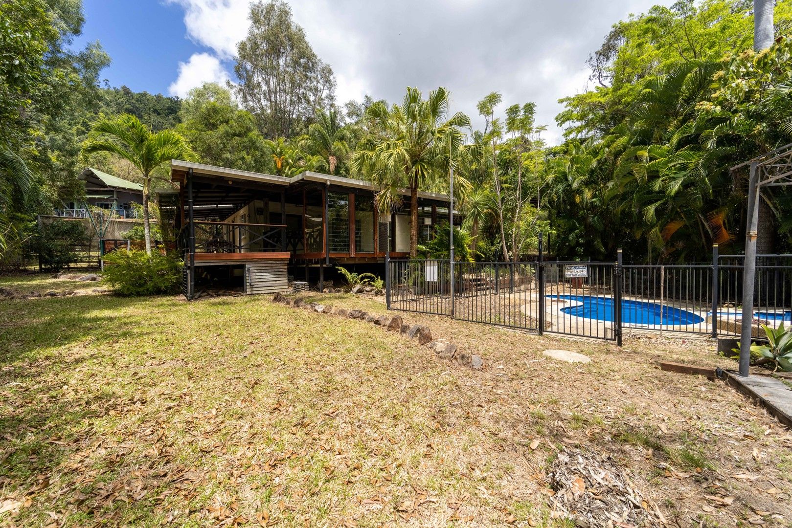 25 Eshelby Drive, Cannonvale QLD 4802, Image 0