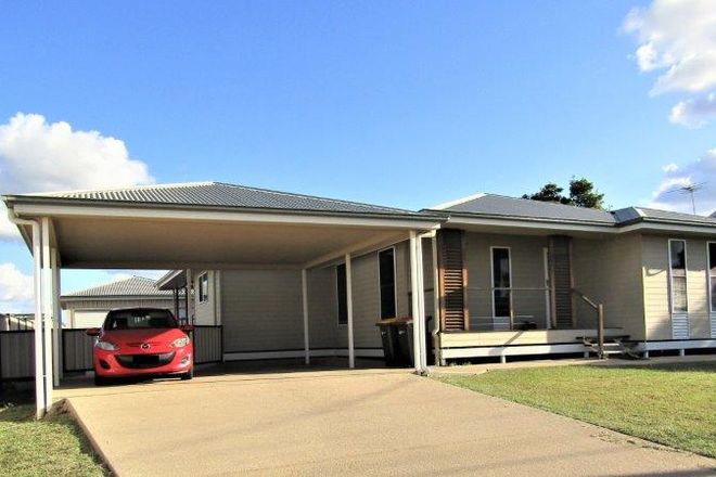 Picture of 27 Manna Street, BLACKWATER QLD 4717