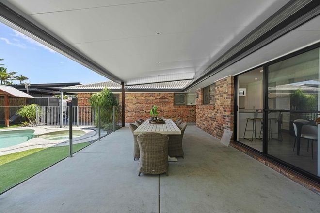 15 Pinon Cl Elanora 4221 - Image 5