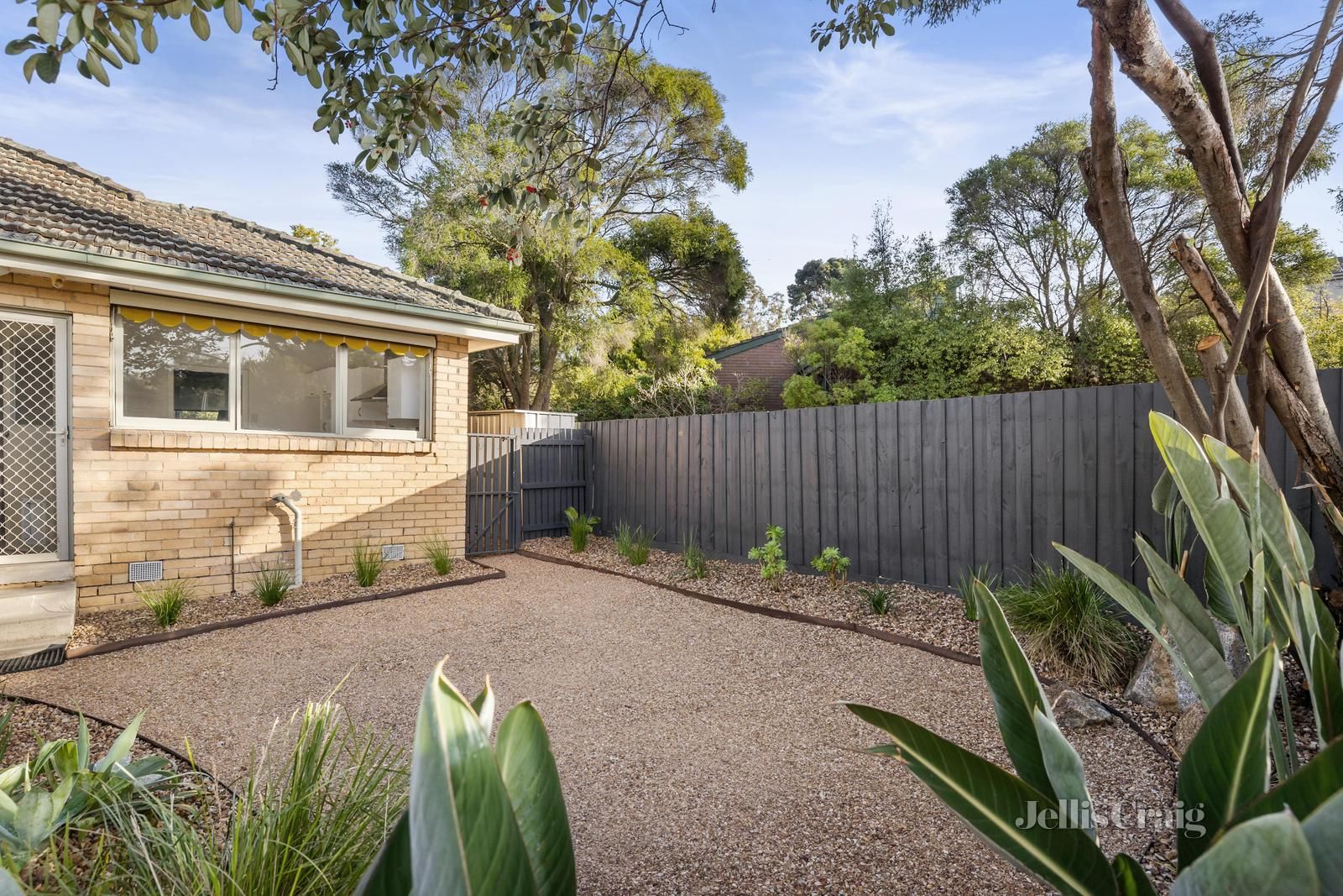 1/8 Parring Road, Balwyn VIC 3103, Image 2