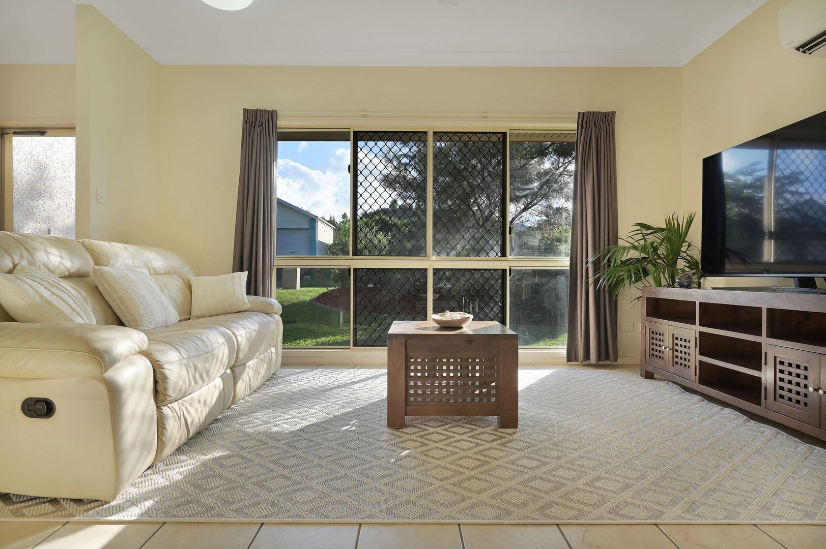 9 Ribbonwood Court, Douglas QLD 4814, Image 1