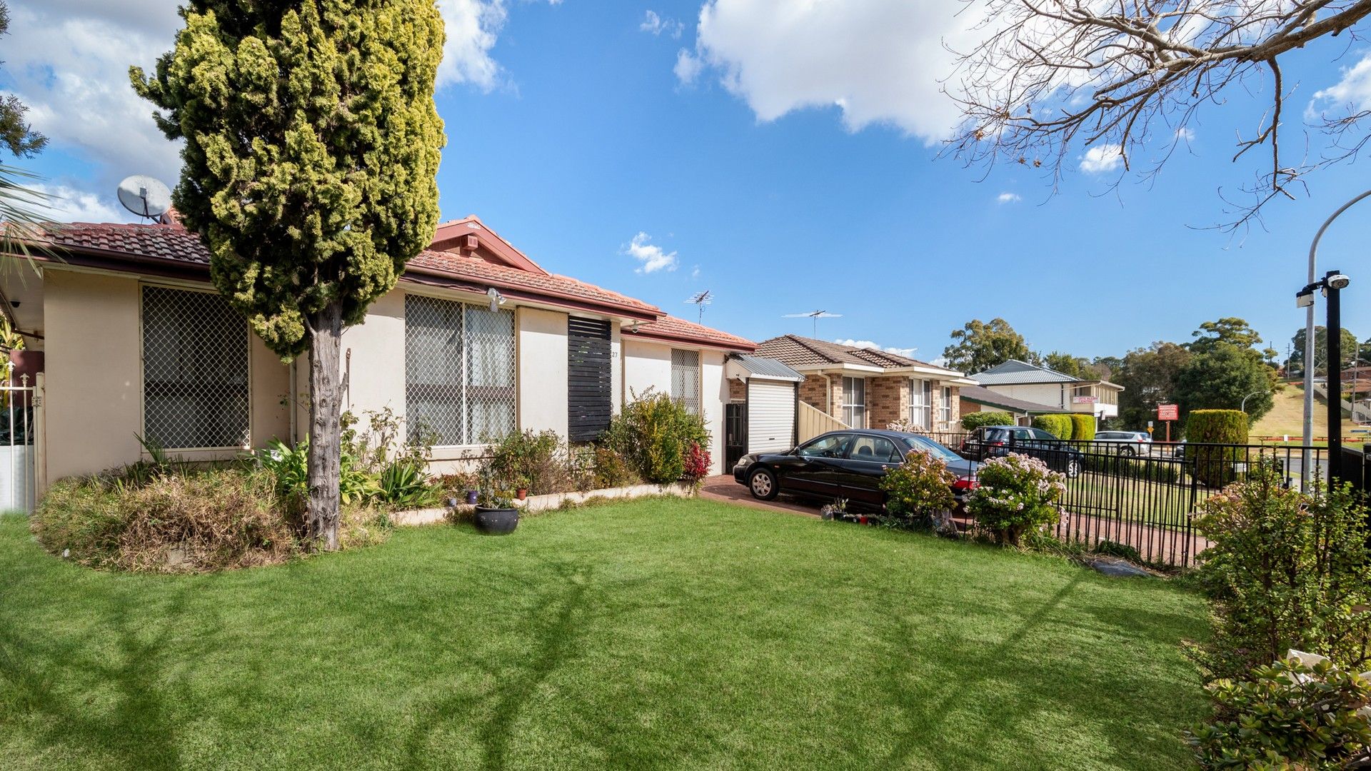 27 Fitzgibbon Lane, Rosemeadow NSW 2560, Image 0