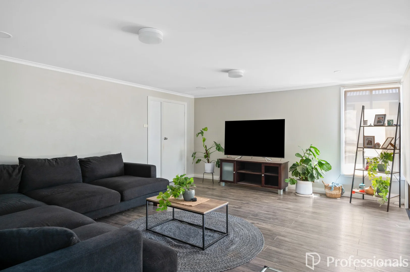 Additional image 5 of 314 Piccadilly Street, West Lamington WA 6430