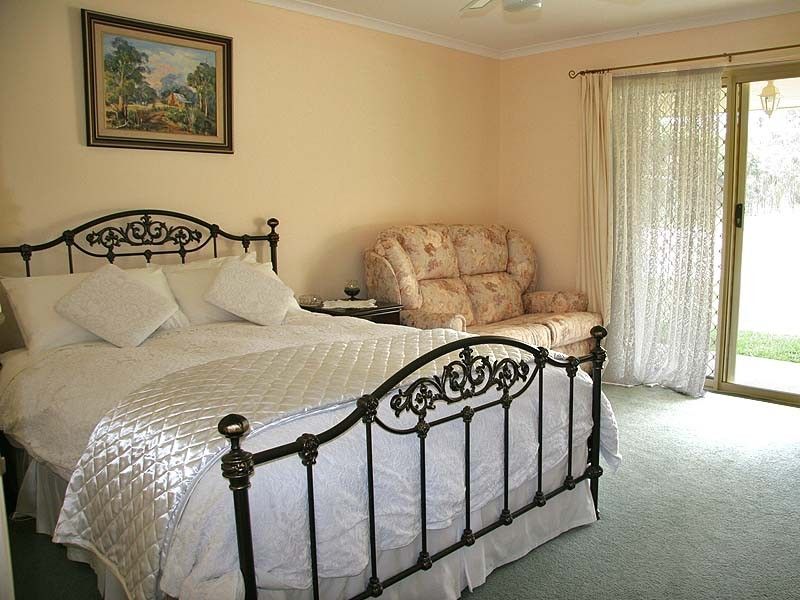 110 Kobyboyn Road, Seymour VIC 3660, Image 2