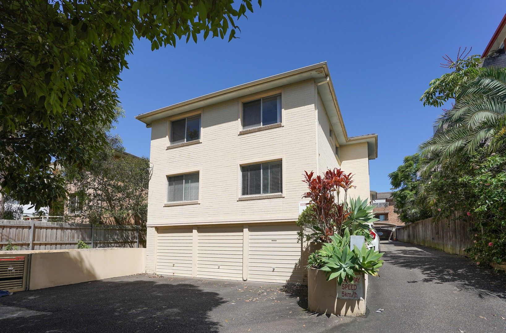 2 bedrooms Apartment / Unit / Flat in 5/117 Pacific Parade DEE WHY NSW, 2099
