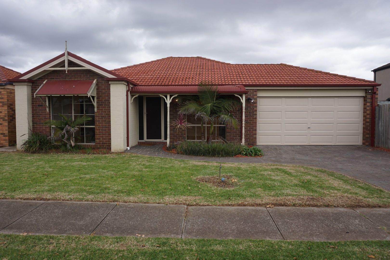 13 Beaumont Drive, Point Cook VIC 3030