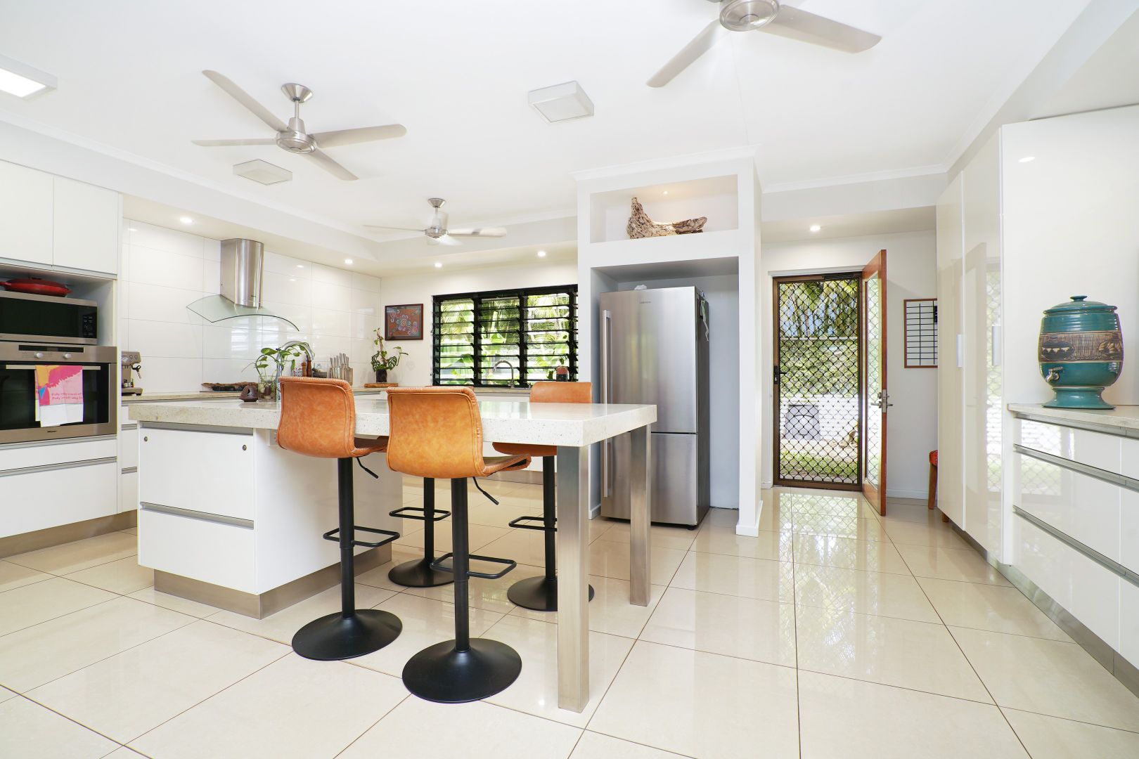 54 Gregory Street, Parap NT 0820, Image 2